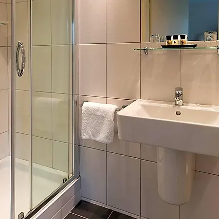 Ascot House 3* Harrogate