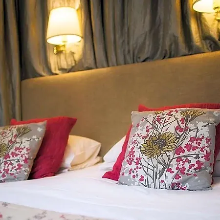 Ascot House 3* Harrogate